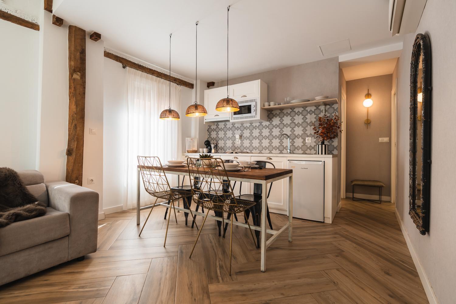Tuguest Santa Paula Apartment