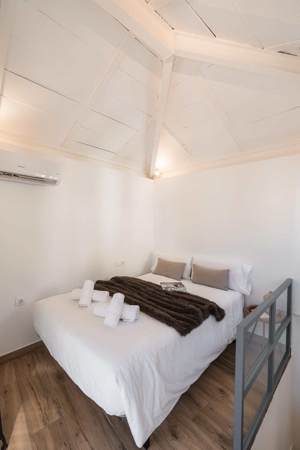Tuguest Santa Paula Granada